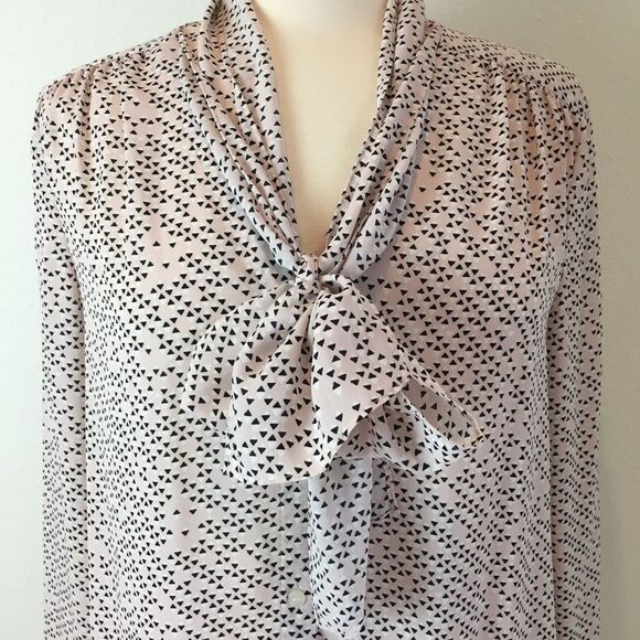 NEW! Halogen bow button down top pink black - Picture 2 of 8